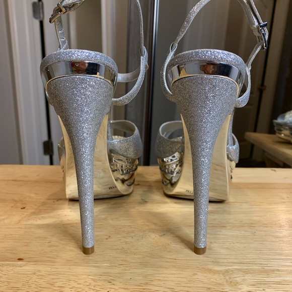 GIANNI BINI | Silver Platform Heels - Picture 10 of 15